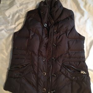 Small brown puffer vest